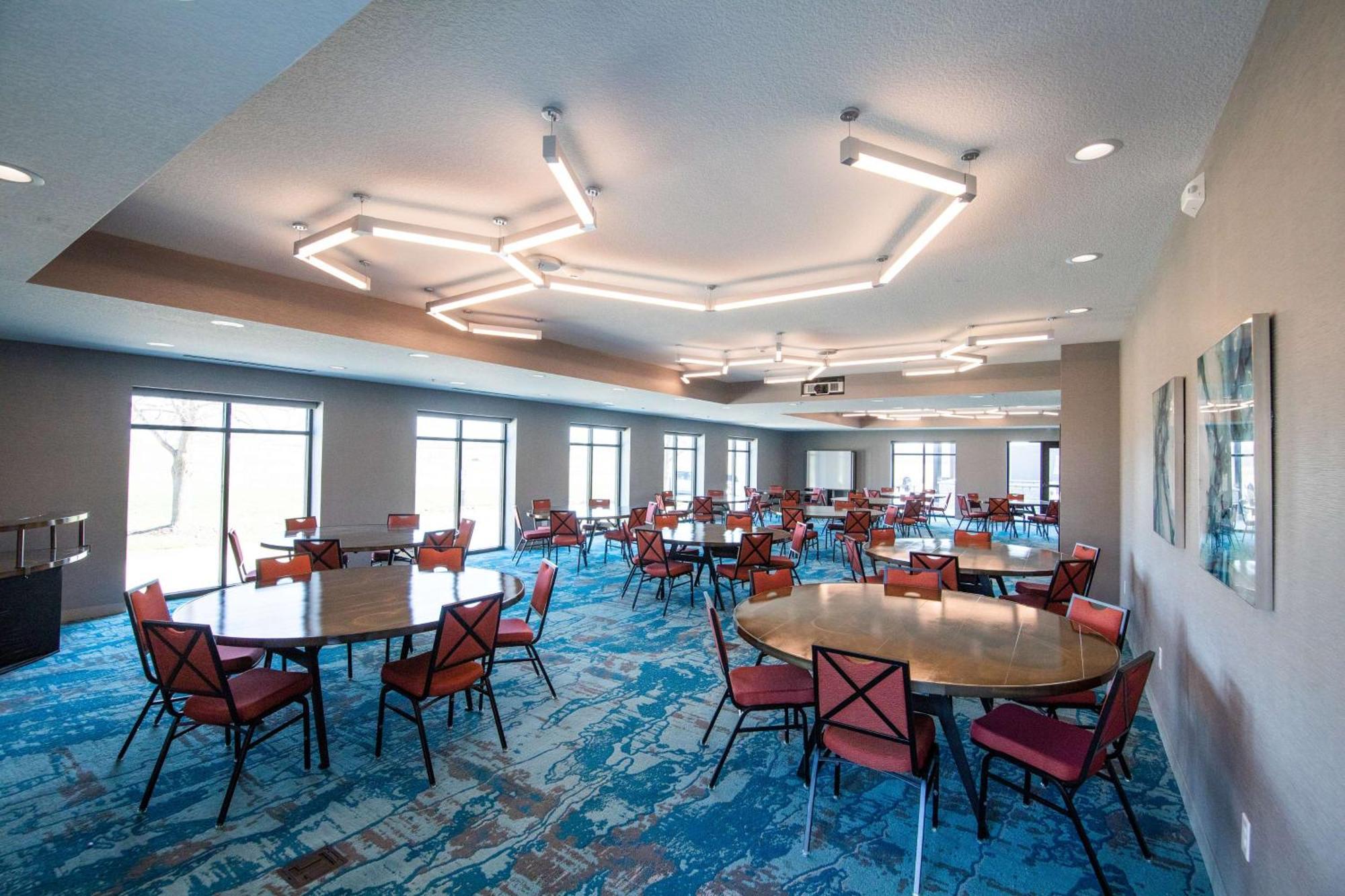 Hilton Garden Inn Des Moines Airport Eksteriør billede