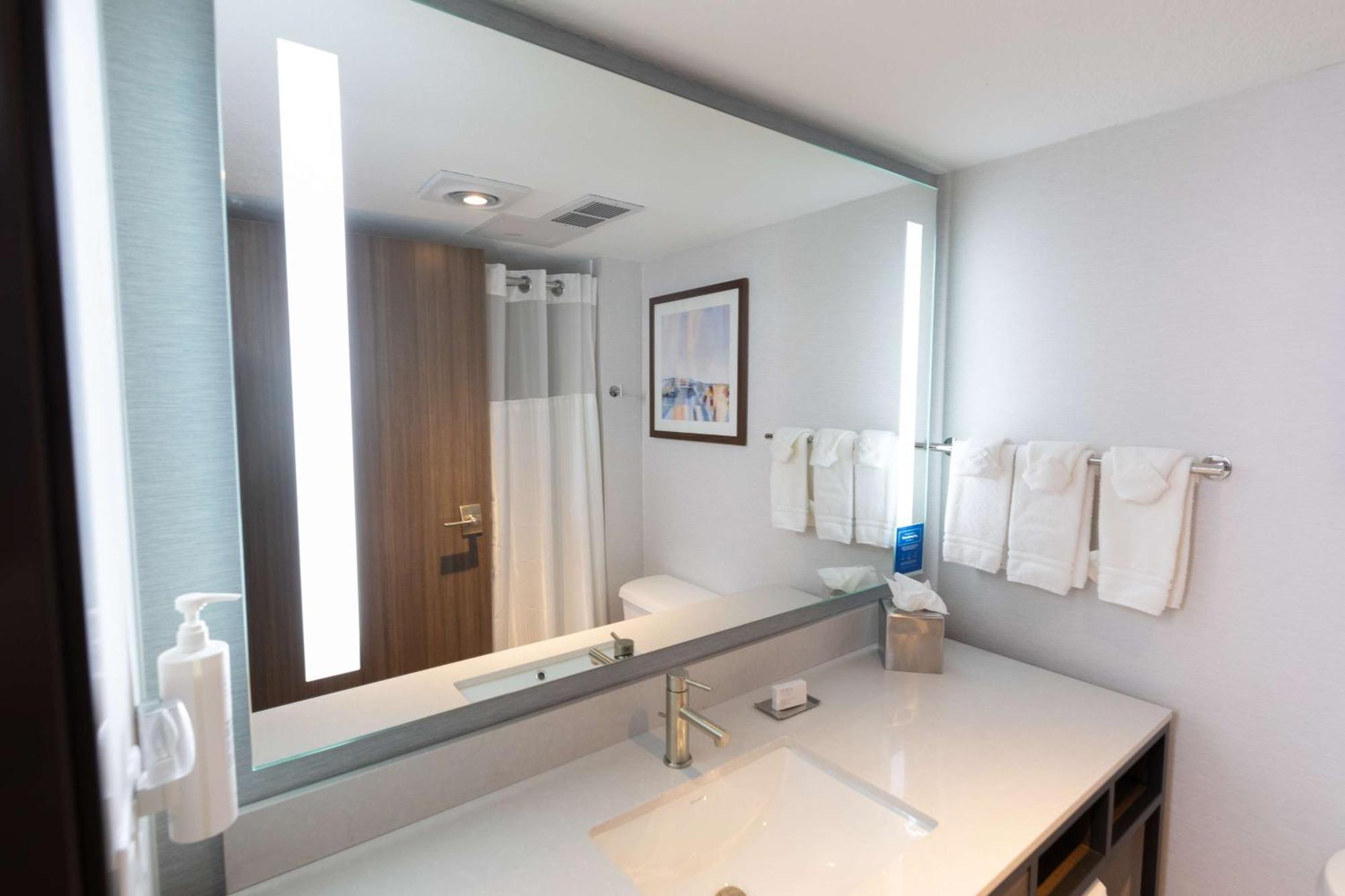 Hilton Garden Inn Des Moines Airport Eksteriør billede